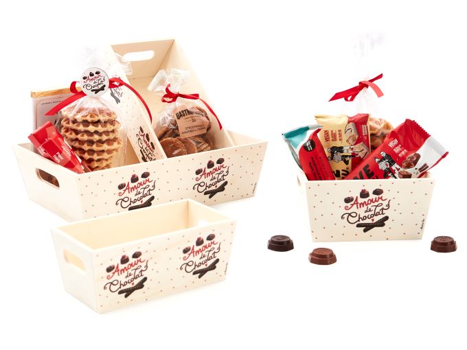 giftpackaging with chocolates